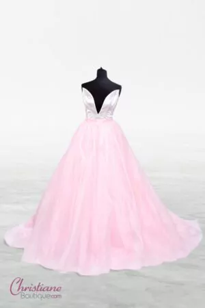 Jupe princesse en tulle ou organza, disponible en plusieurs couleurs, idéale pour compléter une tenue de bal.